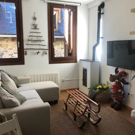 Apartament El Cuchi De Tril, Centrico, Wifi, Ascensor Y Garaje *