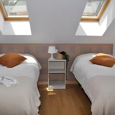 El Cuchi De Tril, Centrico, Wifi, Ascensor Y Garaje Apartament