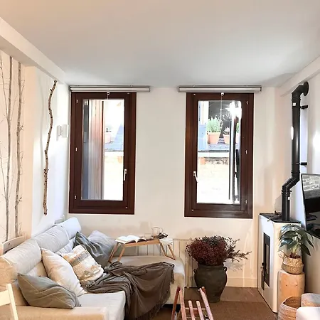 Apartament El Cuchi De Tril, Centrico, Wifi, Ascensor Y Garaje