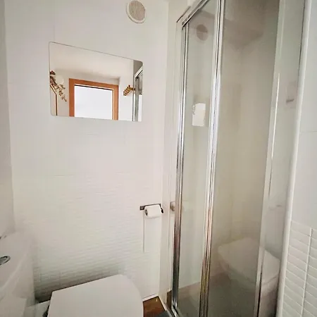 Apartament El Cuchi De Tril, Centrico, Wifi, Ascensor Y Garaje *