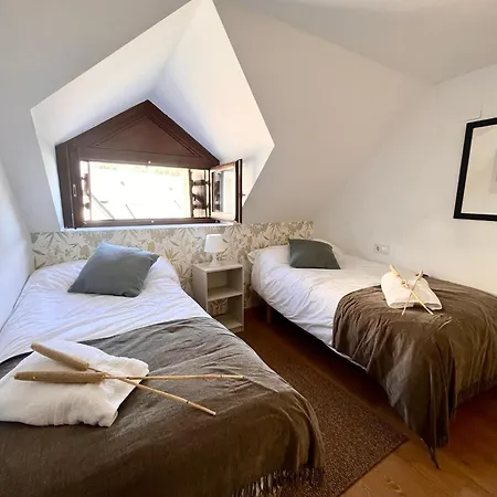 El Cuchi De Tril, Centrico, Wifi, Ascensor Y Garaje Apartament Sallent de Gállego