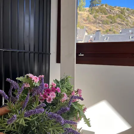 Apartament El Cuchi De Tril, Centrico, Wifi, Ascensor Y Garaje *